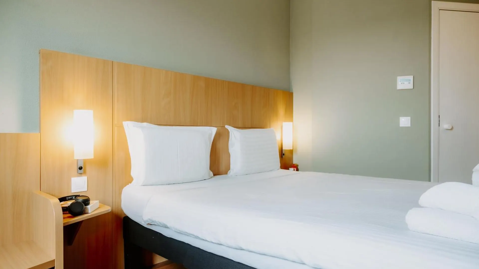 Ibis Sofia Airport Hotel 3*,  Bulgaria