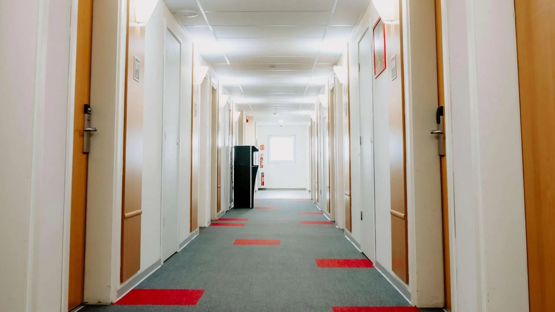 Ibis Sofia Airport Hotel 3*,