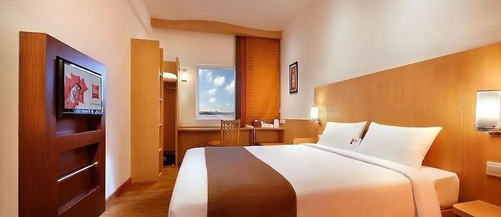 Ibis Sofia Airport Hotel