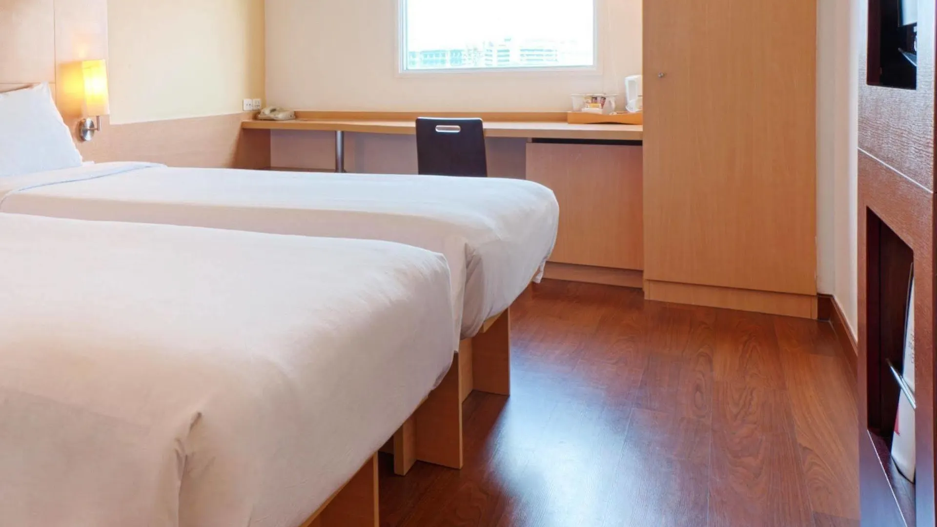 Ibis Sofia Airport Hotel 3*,  Bulgaria